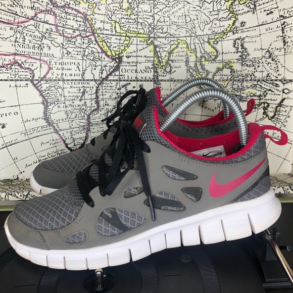 Nike Other - Nike free run 2 youth size 6